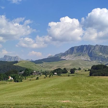 Cemerno Cottage Gacko Εξωτερικό φωτογραφία