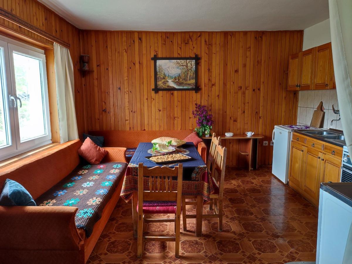 Cemerno Cottage Gacko Εξωτερικό φωτογραφία